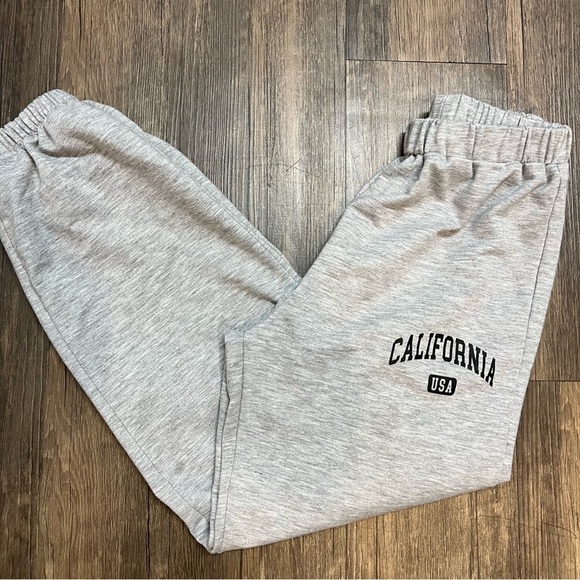 Girls Gray California Logo Elastic Waist Sweatpants Joggers Size 10 - Picture 2 of 6